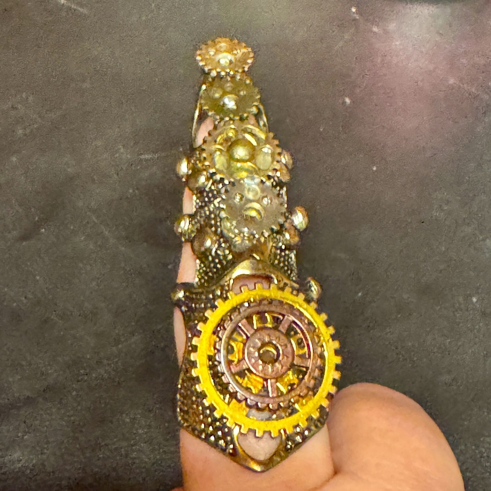 Steampunk full finger ring